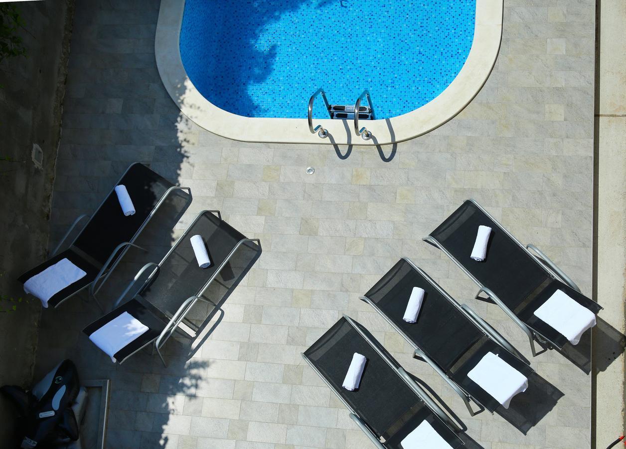Apartments Nemira Exclusive Omiš Zewnętrze zdjęcie
